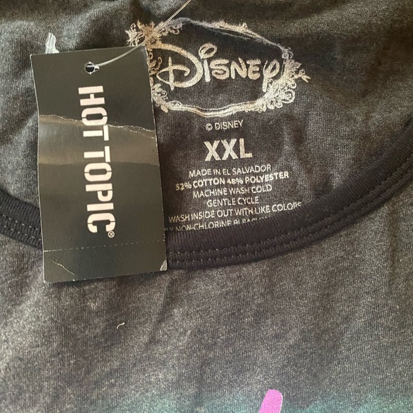 NWT Hot Topic Disney plus size shirt with bow  xxl
Arliel bow is from hot topic - Picture 5 of 6